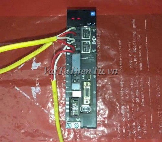 Sửa AC SERVO DRIVER Fuji 400W ALPHA7 RYT401F7-VCS2 15GB Lỗi nhảy át, chập cháy bên trong Sửa chữa AC SERVO DRIVER Fuji 400W ALPHA7 Model: RYT401F7-VCS2 Serial: 15GB Lỗi nhảy át, chập cháy bên trong Phụ kiện kèm theo: AC SERVO MOTOR Fuji 400W Model: GYB401D7-RC2-B Serial: 0161