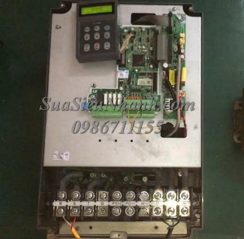 Sửa Biến tần LS 30kW iP5A SV300iP5A-4N0 058E Lỗi có lệnh chạy nhưng không ra điện áp đầu ra Sửa chữa Biến tần LS 30kW iP5A Model: SV300iP5A-4N0 Serial: 058E Lỗi có lệnh chạy nhưng không ra điện áp đầu ra