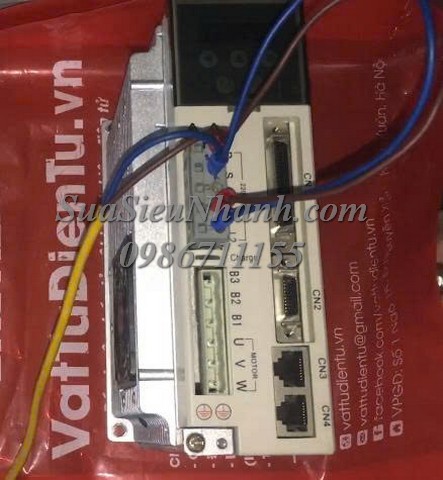 Sửa SERVO DRIVER JMC 750W JASD7502-20B-F tm12 Lỗi mất nguồn Sửa chữa SERVO DRIVER JMC 750W Model: JASD7502-20B-F Serial: tm12 Lỗi nguồn