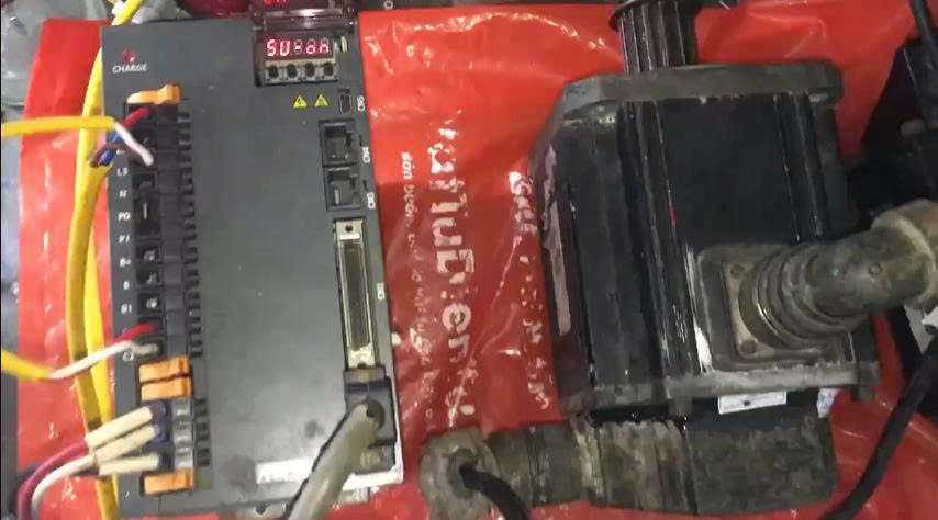 Sửa AC SERVO DRIVER LS 2kW L7S L7SA020A 2804 lỗi AL-10 Sửa chữa AC SERVO DRIVER LS 2kW L7S ( Cho máy buộc chỉ xúc xích ) Model: L7SA020A Serial: 2804 lỗi AL-10, rơ-le đóng mở liên tục