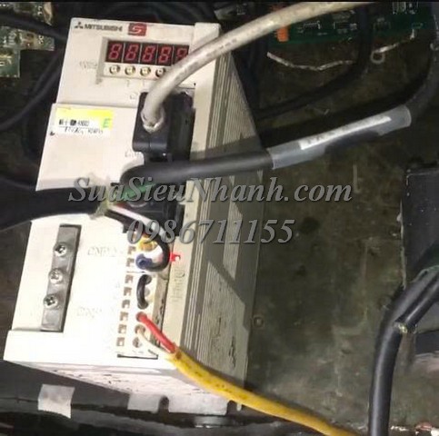 Sửa SERVO DRIVER MR-E-100AG 5003 Lỗi AL 24 Sửa chữa SERVO DRIVER MR-E-100AG Model: MR-E-100AG Serial: 5003 Lỗi AL 24