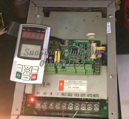 Sửa Biến tần IR Ingersoll Rand 11kW AS1804T0011F7CCC 0001 Lỗi Er.43 Sửa chữa Biến tần IR Ingersoll Rand 11kW Model: AS1804T0011F7CCC Serial: 0001 Lỗi Er.43