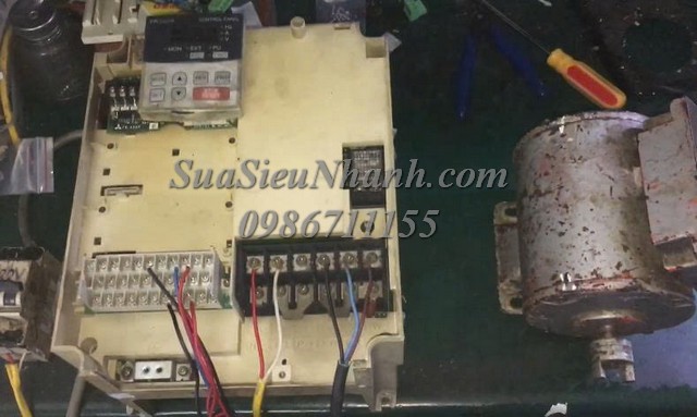 Sửa Biến tần MITSUBISHI 5.5kW FR-A540-5.5K 1016 Lỗi E.UVt Sửa chữa Biến tần MITSUBISHI 5.5kW Model: FR-A540-5.5K Serial: 1016 Lỗi E.UVt