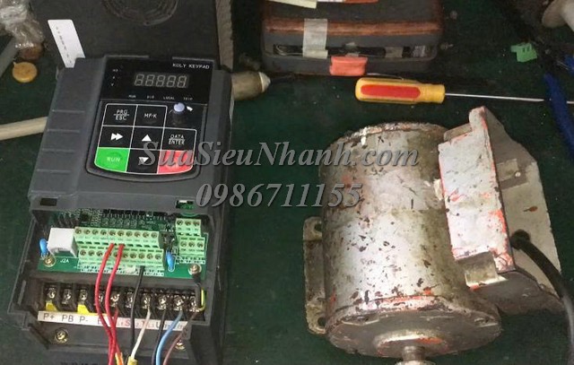 Sửa Biến tần KCLY 2.2KW/3.7KW KOC600-2R2G/3R7PT4-B 8402 Lỗi nguồn Sửa chữa Biến tần KCLY 2.2KW/3.7KW Model: KOC600-2R2G/3R7PT4-B Serial: 8402 Lỗi nguồn