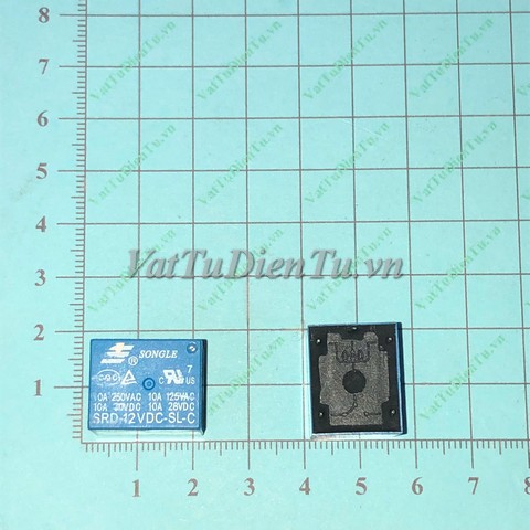 SRD-12VDC-SL-C Relay 12VDC 5 chân (TM); Mã: SRD-12VDC-SL-C; Xuất xứ: Hàng tháo máy; Hãng SX: SONGLE; Dùng cho: Điều hòa; Tag: Relay điều hòa, realy 5 chân 12VDC, relay 12VDC 5 chân, rơ le điều hòa