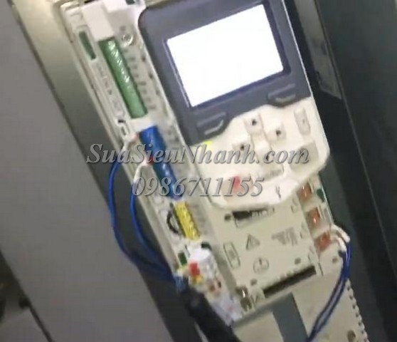 Sửa Biến tần ABB 7.5kW ACS580-01-018A-4 1110 Lỗi truyền thông Sửa chữa Biến tần ABB 7.5kW Model: ACS580-01-018A-4 Serial: 1110 Lỗi truyền thông