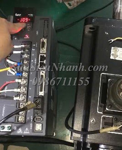 Sửa SERVO DRIVER DELTA 5.5kW ASD-A2-5523-M 0146 Lỗi AL.009 Sửa chữa SERVO DRIVER DELTA 5.5kW Model: ASD-A2-5523-M Serial: 0146 Lỗi AL.009 Phụ kiện kèm theo: SERVO MOTOR DELTA 5.5kW Model: ECMA-F11855S3 Serial: 0002