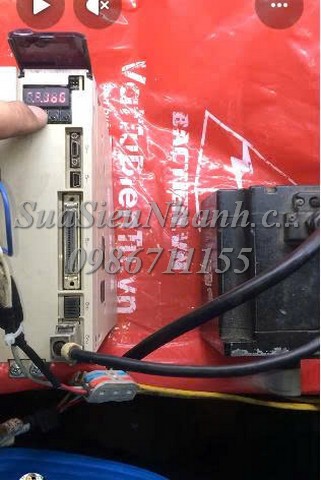 Sửa SERVO DRIVER YASKAWA 1kW SGD7S-7R6A00B202 0145A Lỗi hiển thị 1 gạch; Sửa chữa SERVO DRIVER YASKAWA 1kW; Model: SGD7S-7R6A00B202 Serial: 0145A; Lỗi hiển thị 1 gạch